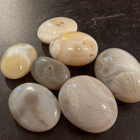 Banded Agate Palmstone